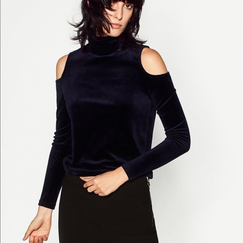 Zara Knit Cold Shoulder Velvet Sweater Black